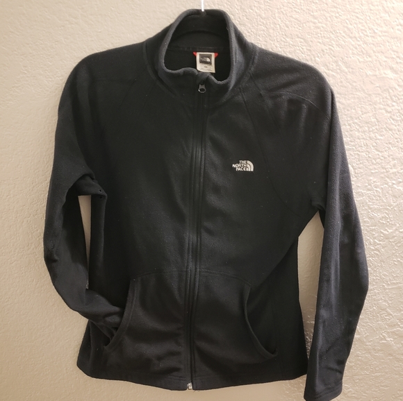 The North Face Sweaters - 🎉SALE 🎉The North Face fleece sweater